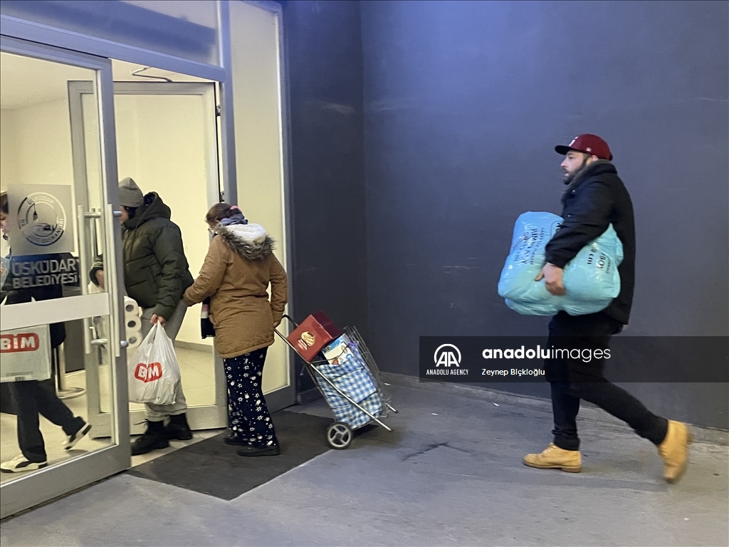 کمپین کمک‌رسانی مردم ترکیه به زلزله‌زدگان 