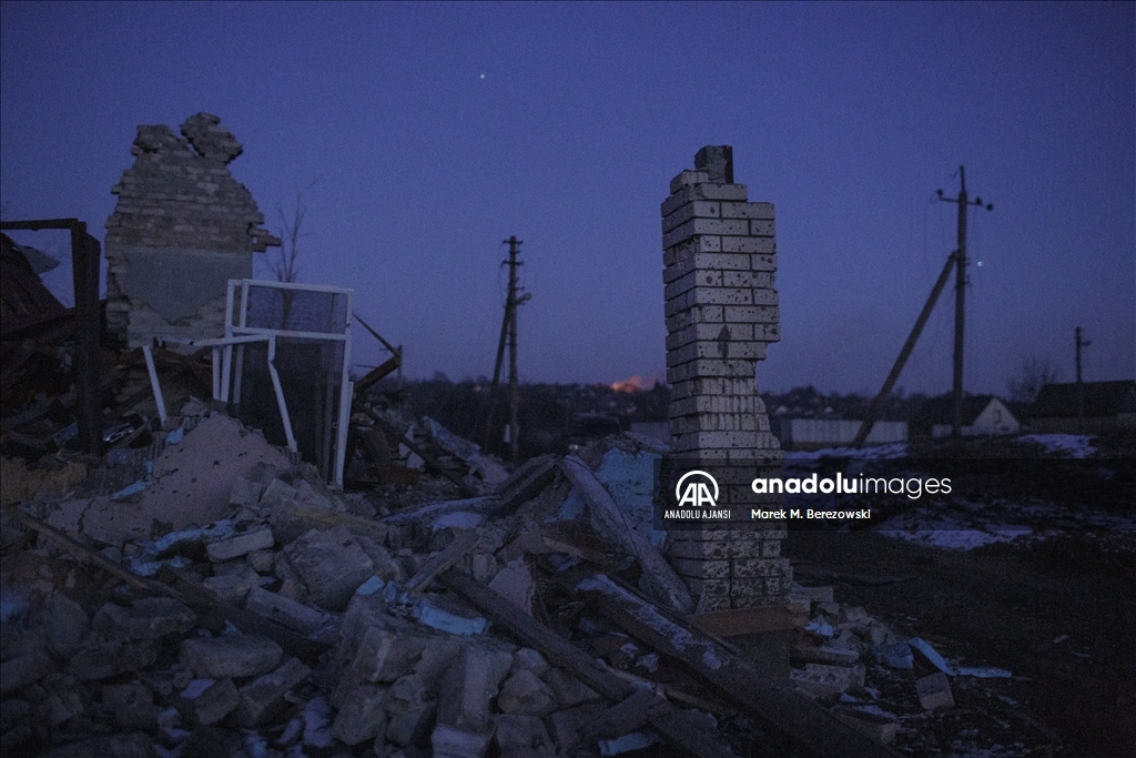 Ukrayna'daki saldırılarda harabeye dönen Kostiantynivka'da yaşam savaşın gölgesinde devam ediyor