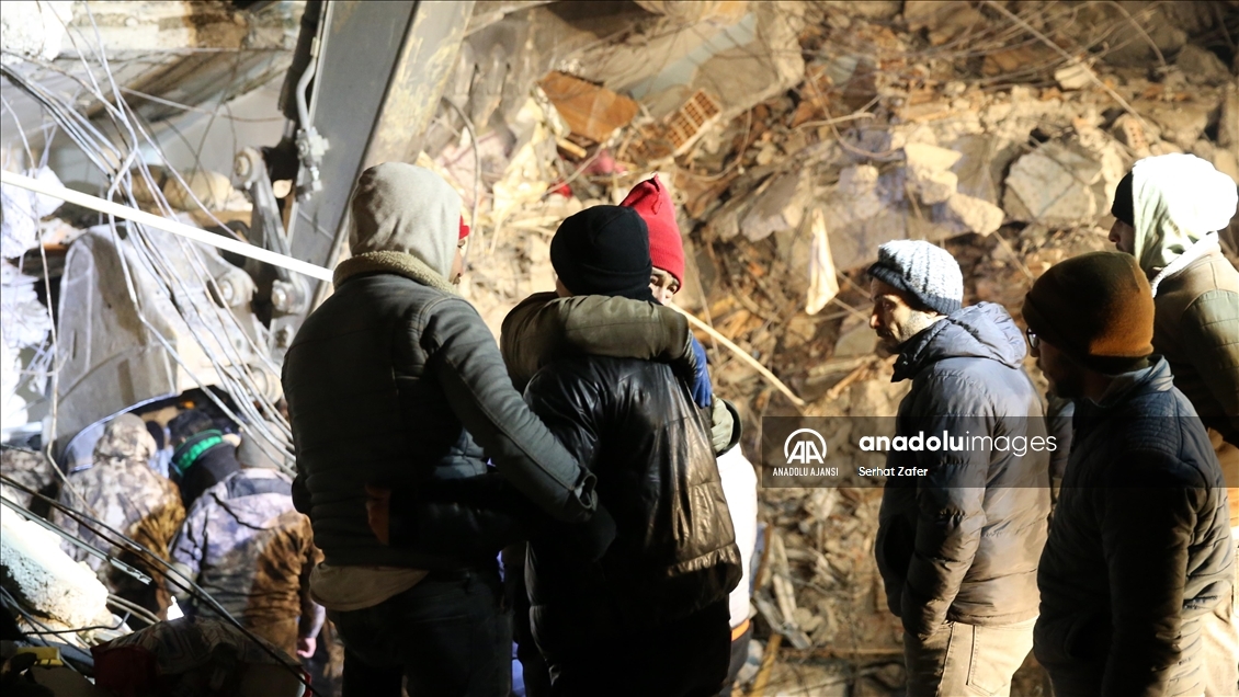 Kahramanmaraş merkezli 10 ili etkileyen depremin 4. gününde kurtarma çalışmaları sürüyor