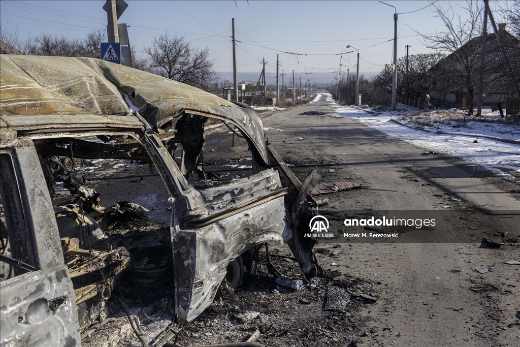 Ukrayna'daki saldırılarda harabeye dönen Kostiantynivka'da yaşam savaşın gölgesinde devam ediyor