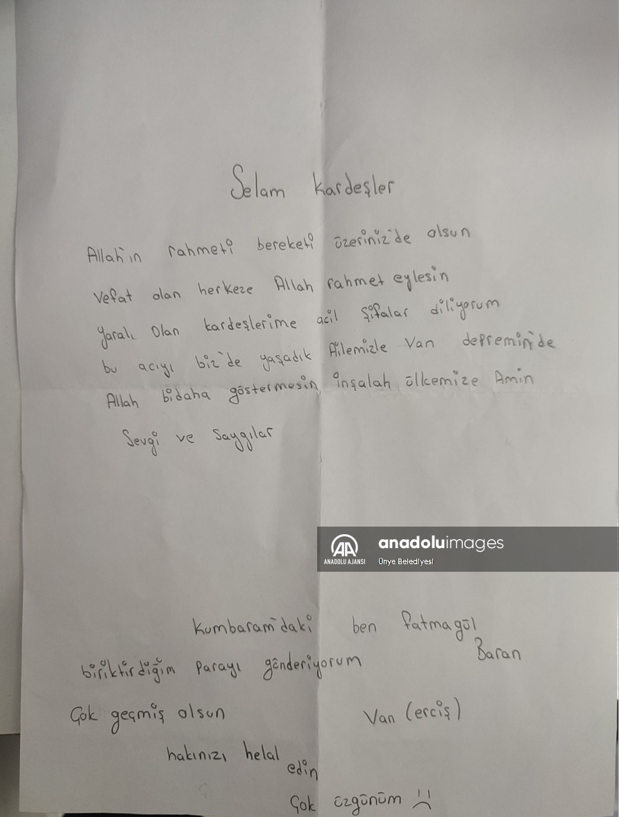 Karadeniz'den deprem bölgesine yardımlar sürüyor