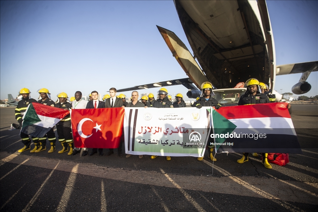 Sudan, Türkiye'ye 40 kişilik arama kurtarma ekibi gönderdi