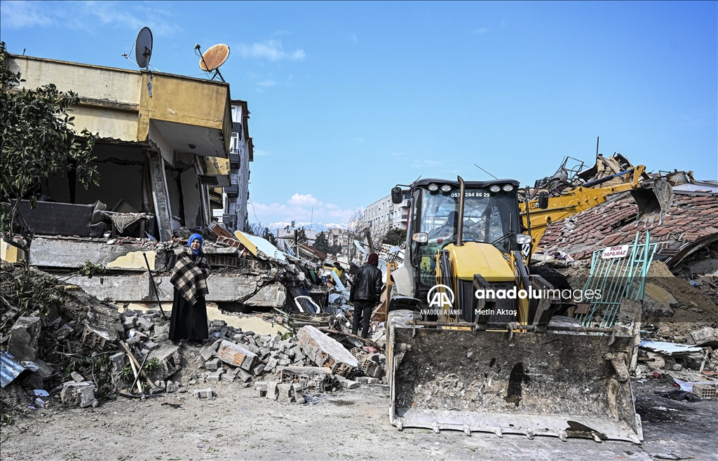 Asrın felaketinde Hatay'da umutlu bekleyiş sürüyor