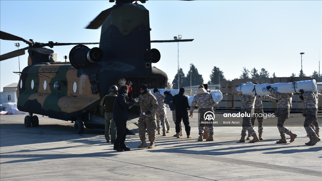 İncirlik Üssü'nden Türk ve ABD askerlerinin dayanışmasıyla depremzedelere yardım