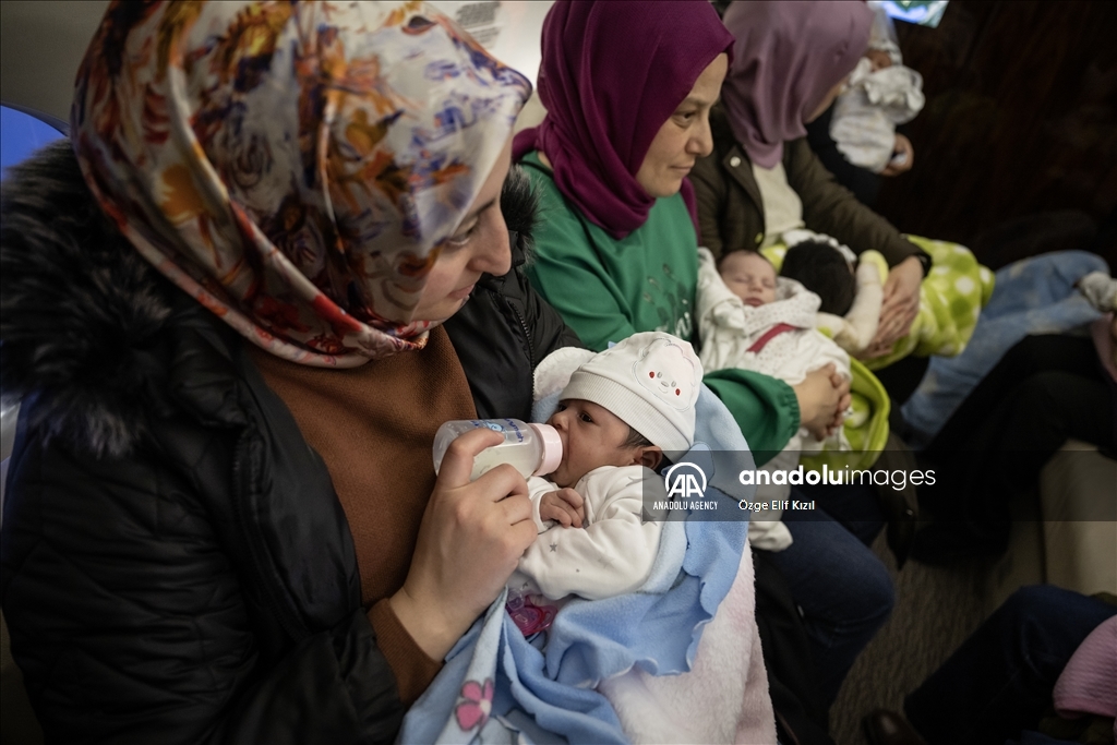 15 bayi dipindahkan ke Ankara dari zona gempa