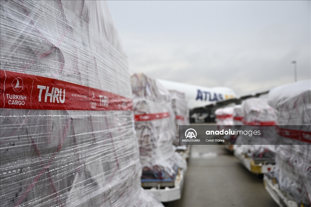 Türkiye'deki depremzedeler için ABD'de yardım malzemeleri toplanmaya devam ediyor