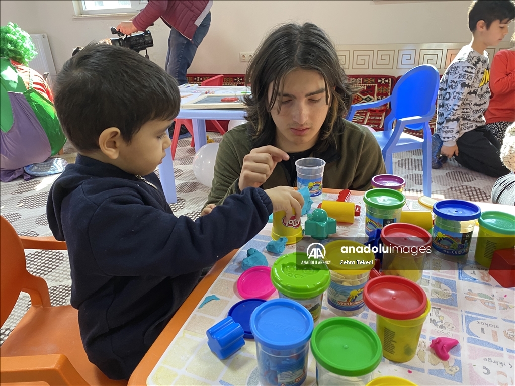 Children, who survived last week’s massive quakes in southern Türkiye, are being given psychological support by volunteers