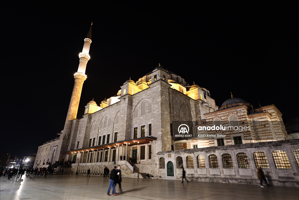 مساجد تركيا تحيي ليلة الإسراء والمعراج