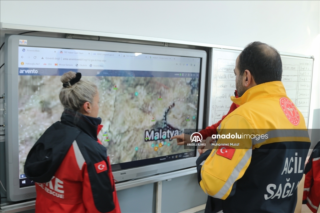 Depremden etkilenen Malatya'da köy köy sağlık taraması