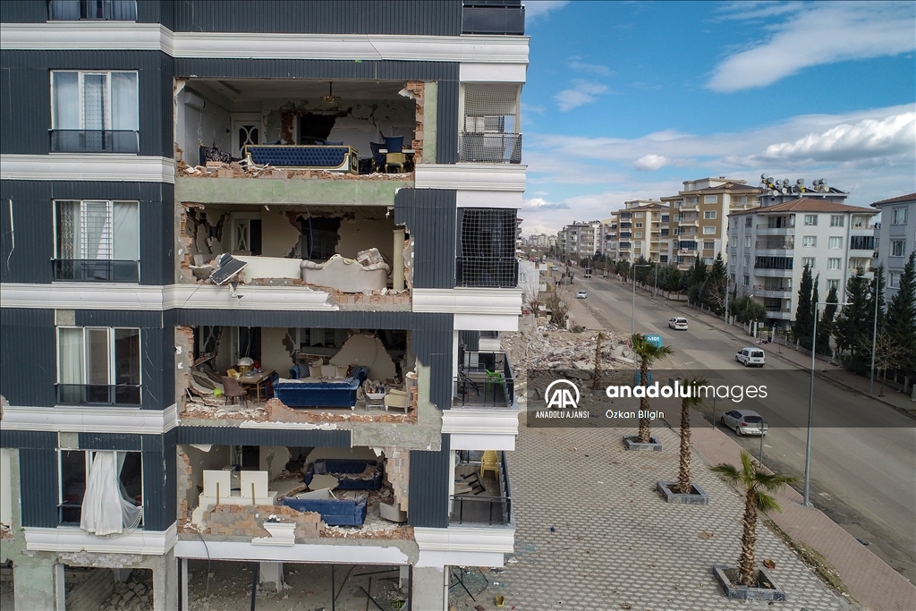 Adıyaman'da her sokak depremin acı izlerini taşıyor