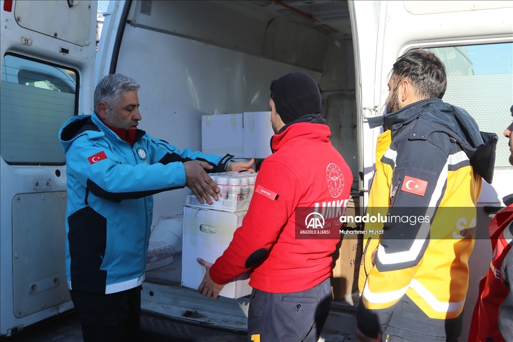 Depremden etkilenen Malatya'da köy köy sağlık taraması