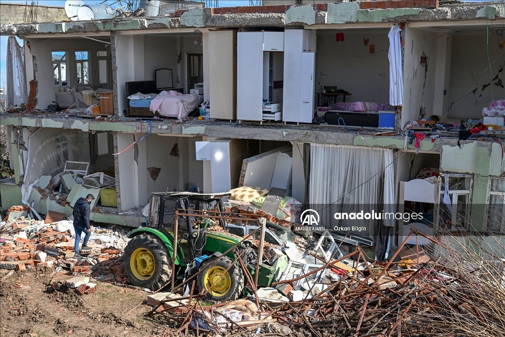 Adıyaman'da her sokak depremin acı izlerini taşıyor