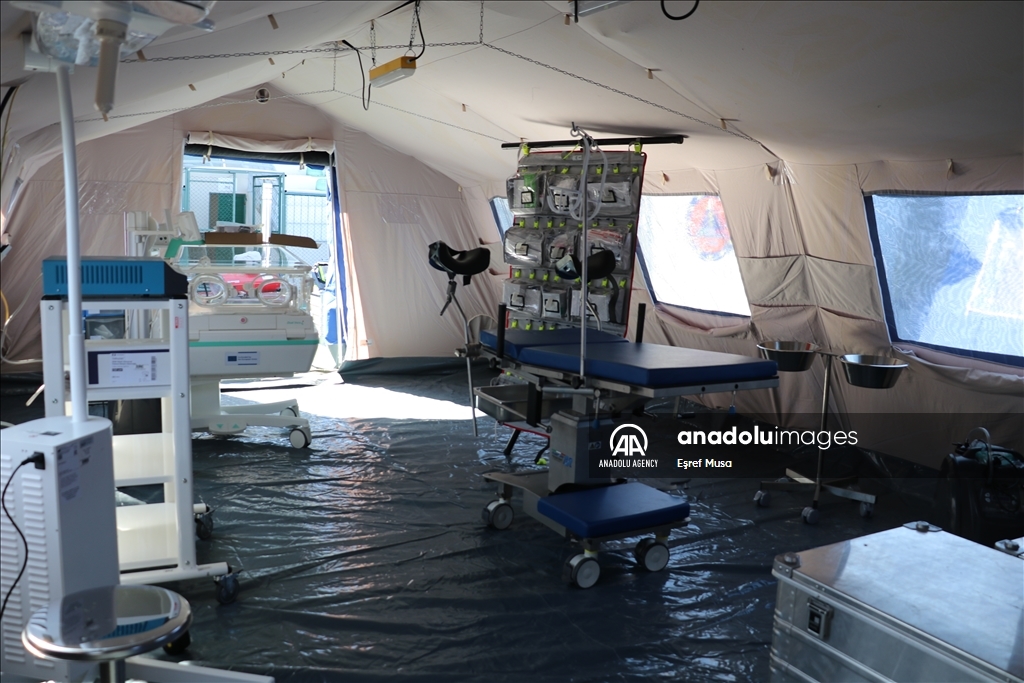 Italy set up field hospital in Turkiye's quake-stricken Hatay