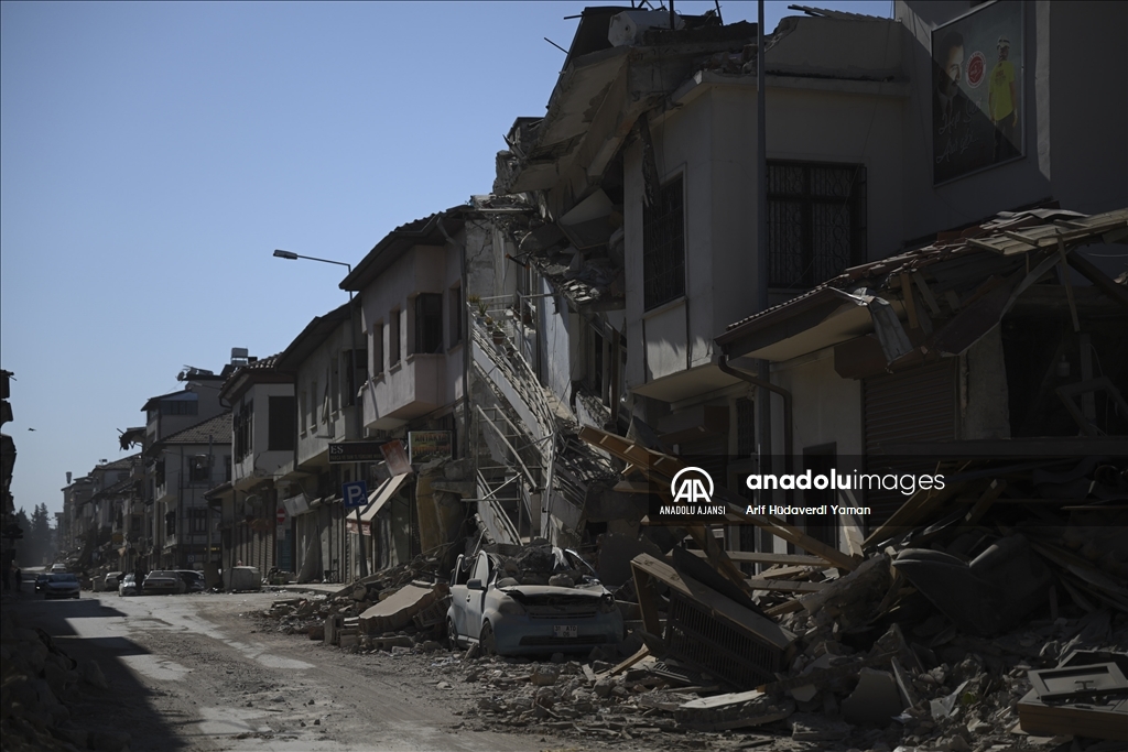 Zamana direnen Hatay'daki tarihi taş evler "asrın felaketi"ne dayanamadı