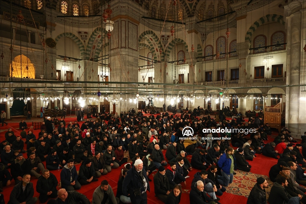 مساجد تركيا تحيي ليلة الإسراء والمعراج