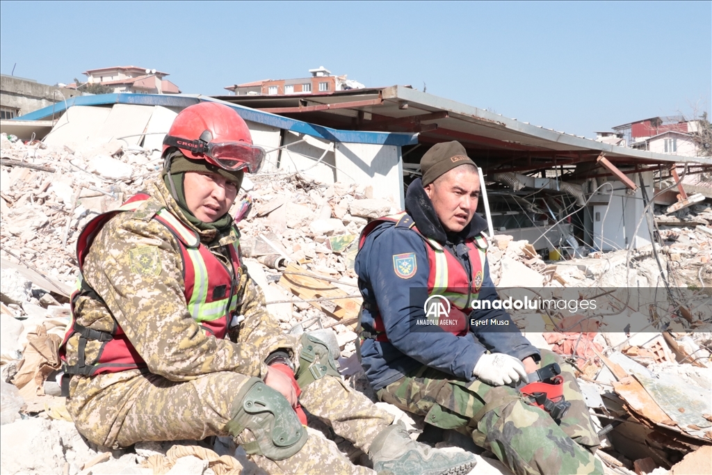 Спасатели МЧС Кыргызстана рассказали о спасении людей в зоне бедствия в Турции