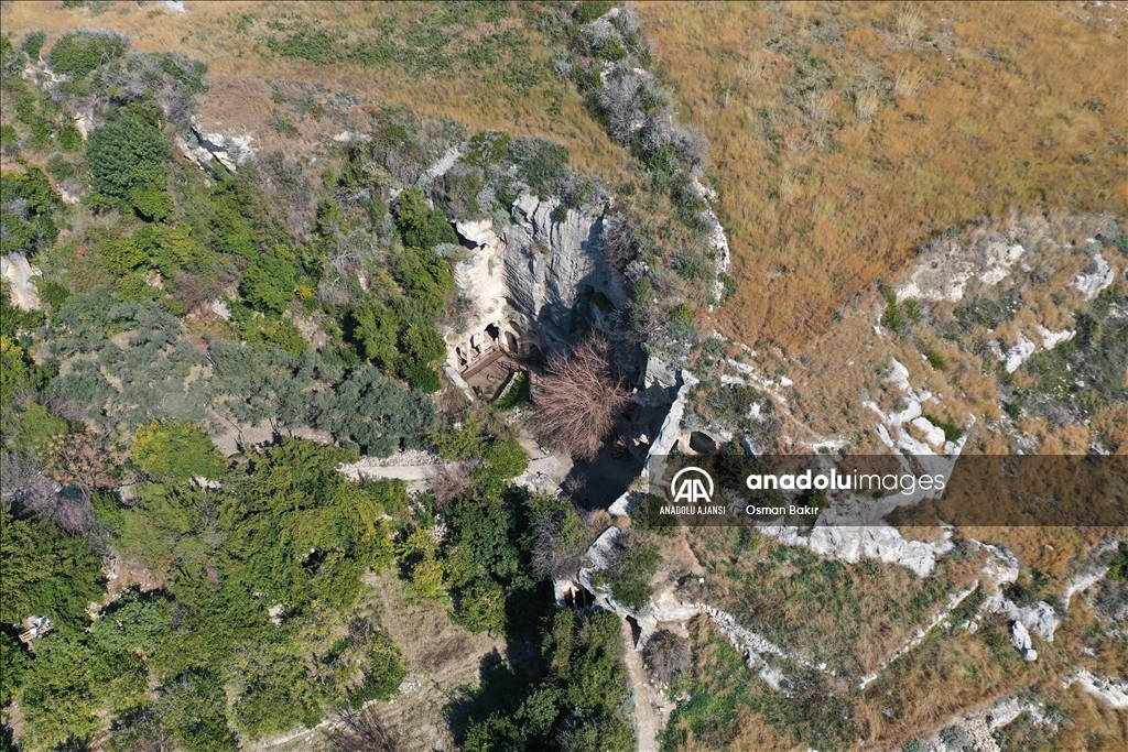 Depremden hasar almayan Hatay'daki Titus Tüneli ve Beşikli Mağara dronla görüntülendi