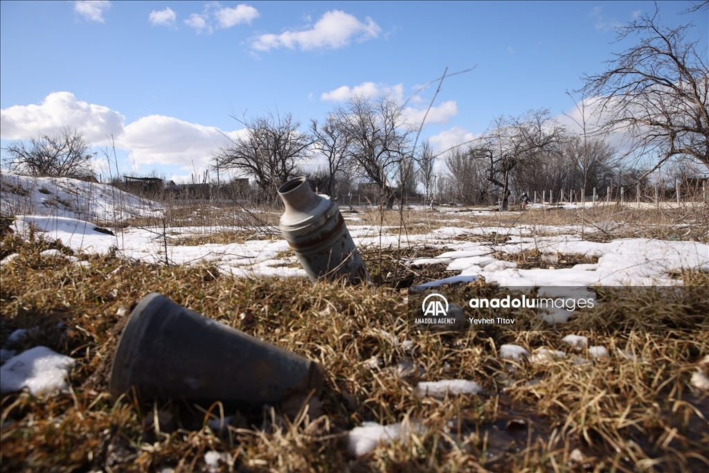 Military forces have remained visible in Ukraine’s eastern region of Donetsk since the Russian war on the country started last year