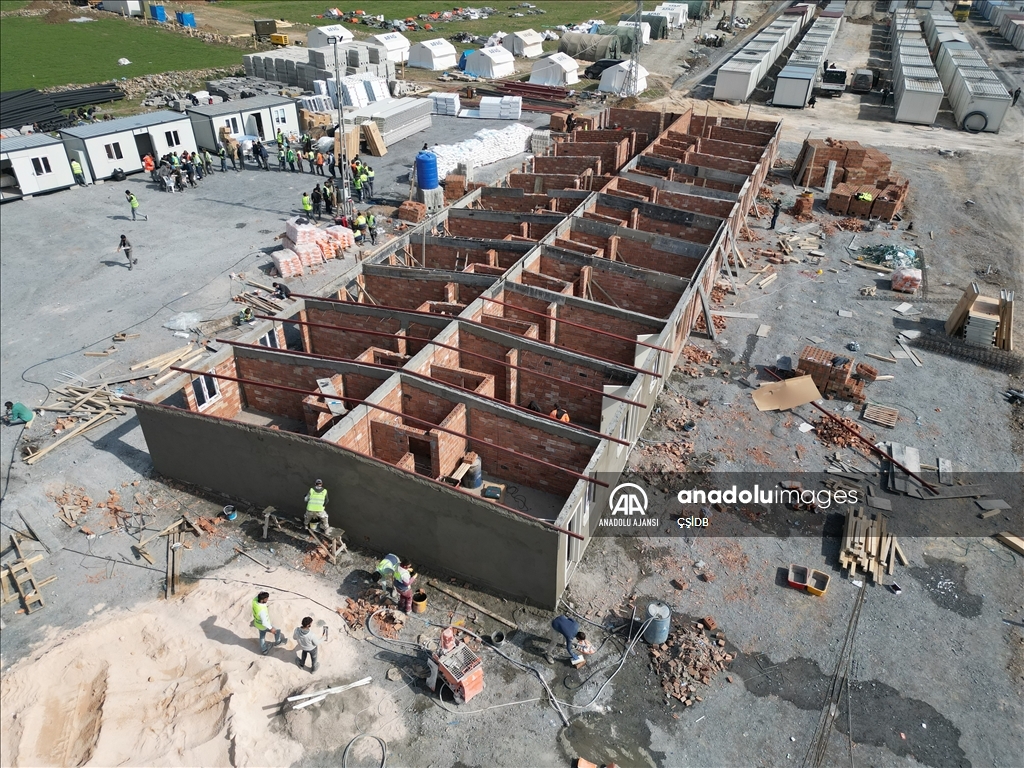 Nurdağı'ndaki 1280 geçici konutun inşasında son aşamaya gelindi