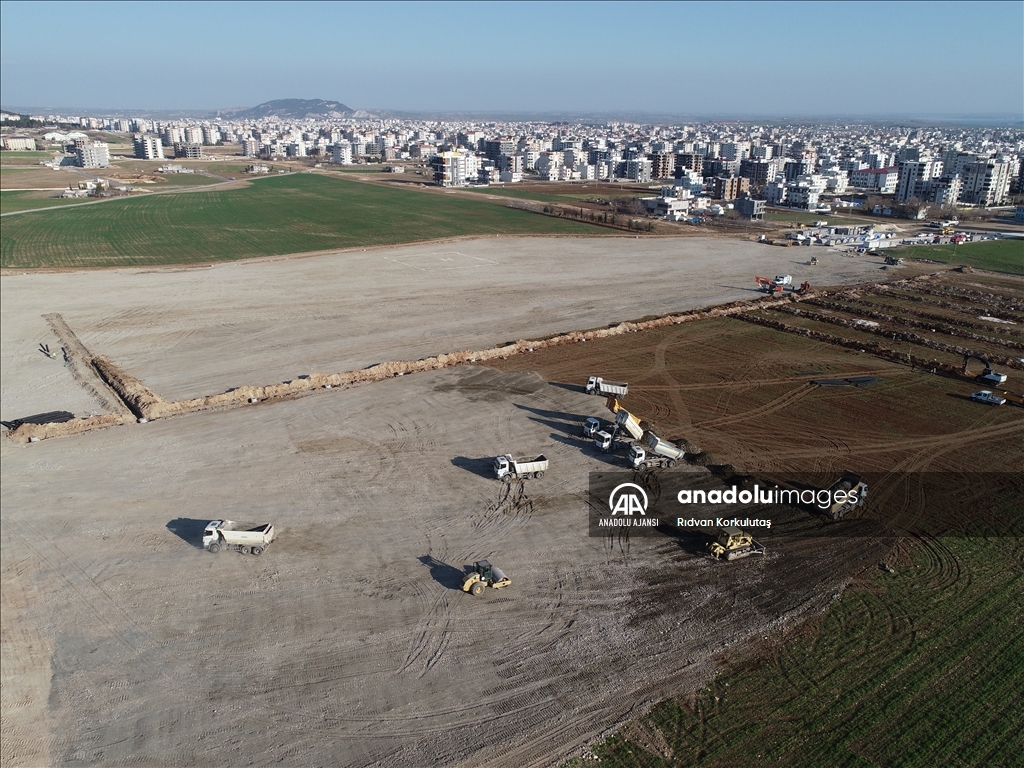 Adıyaman'da Mersin Büyükşehir Belediyesince 3 bin 500 kişilik konteyner kent kuruluyor