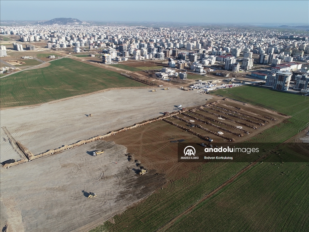 Adıyaman'da Mersin Büyükşehir Belediyesince 3 bin 500 kişilik konteyner kent kuruluyor