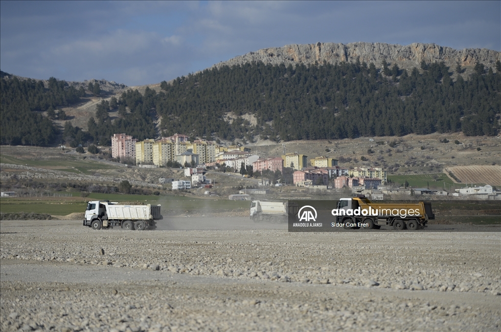 Adıyaman'da Mersin Büyükşehir Belediyesince 3 bin 500 kişilik konteyner kent kuruluyor