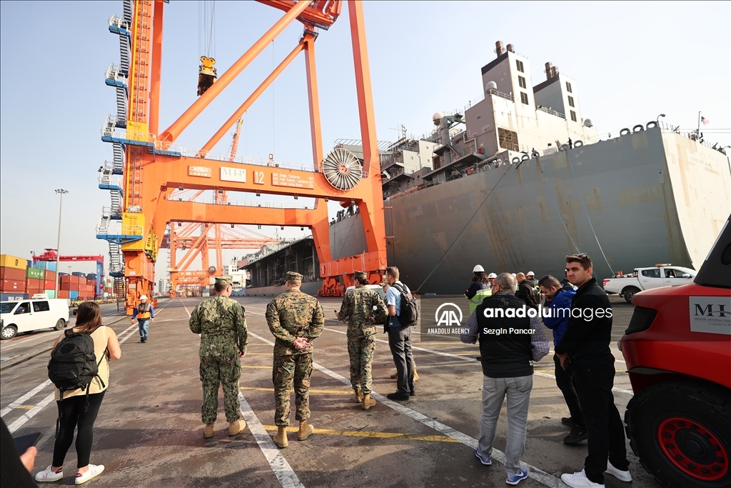 تركيا.. مساعدات أمريكية جديدة لضحايا الزلزال تصل ميناء مرسين