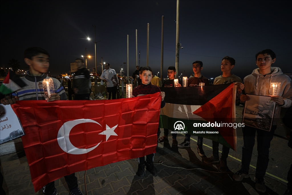 Anak-anak Palestina gelar aksi solidaritas atas korban gempa di Turkiye, Suriah