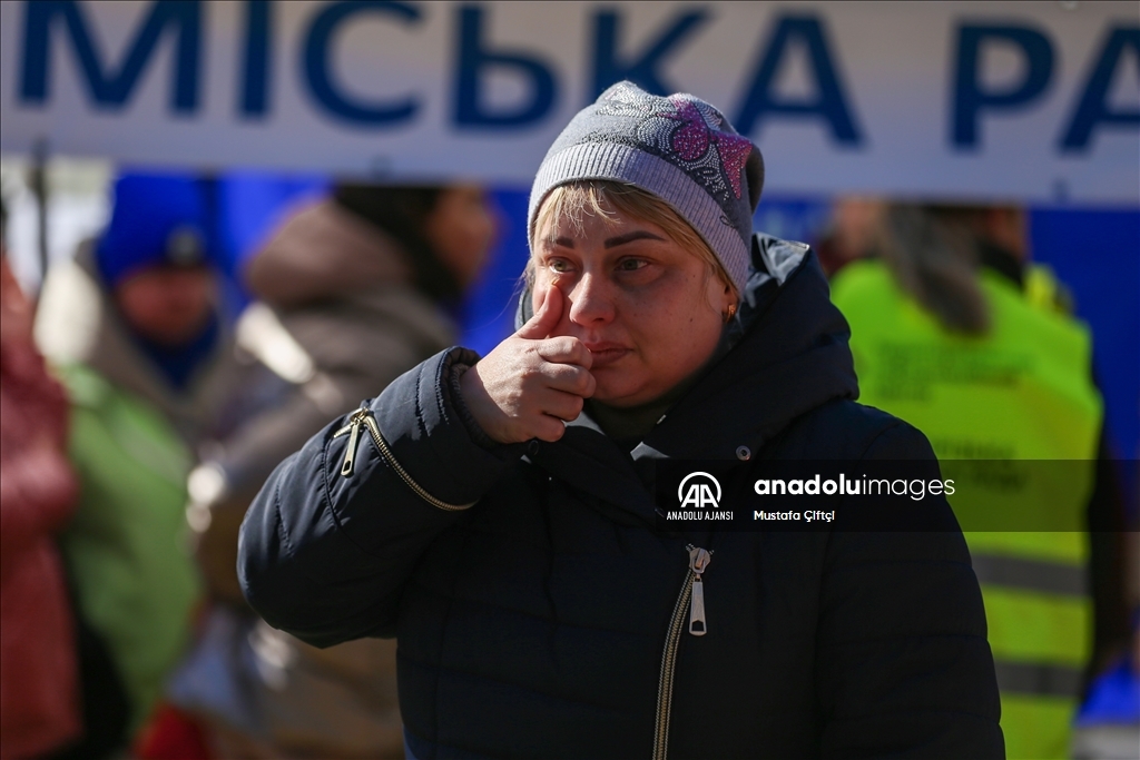 Rusya'nın Zaporijya'ya saldırısında füze 5 katlı konuta isabet etti, 4 kişi öldü