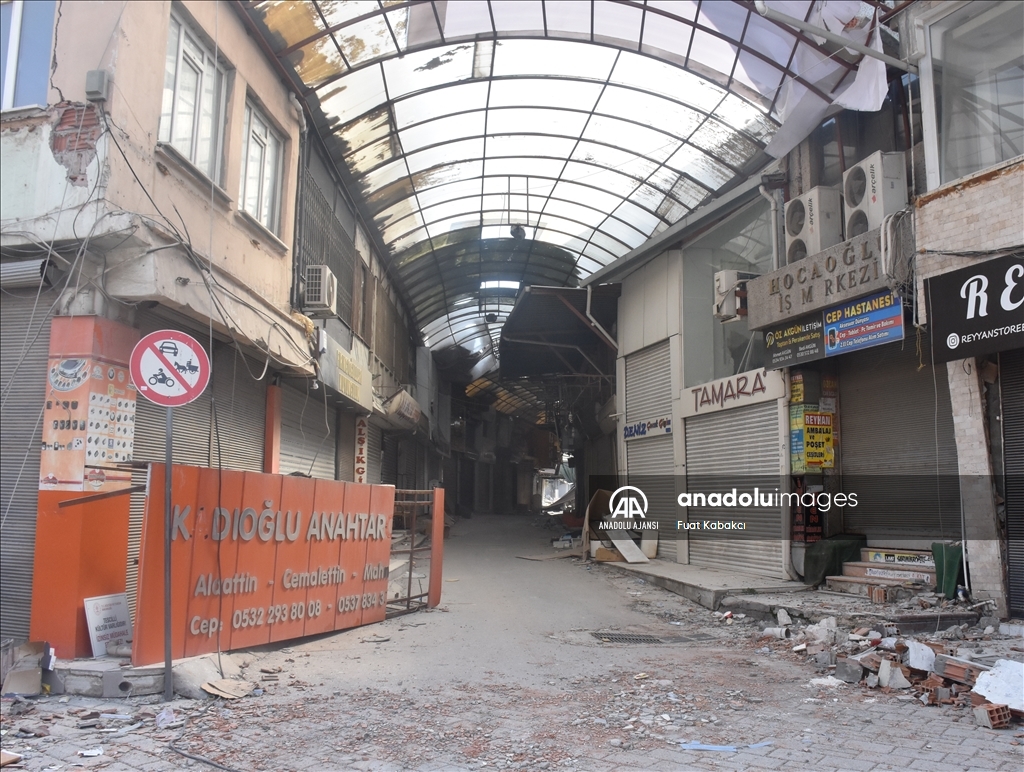 Hatay'ın sembolü tarihi çarşıların esnafı yeni başlangıç için iş yerlerinin onarılmasını istiyor
