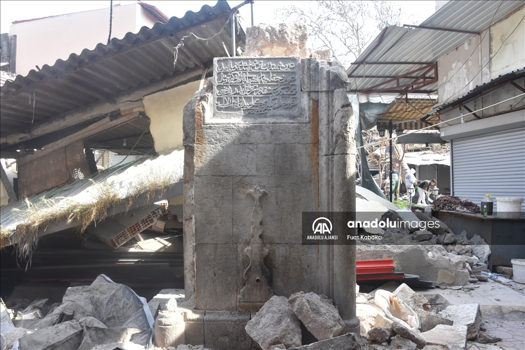 Hatay'ın sembolü tarihi çarşıların esnafı yeni başlangıç için iş yerlerinin onarılmasını istiyor