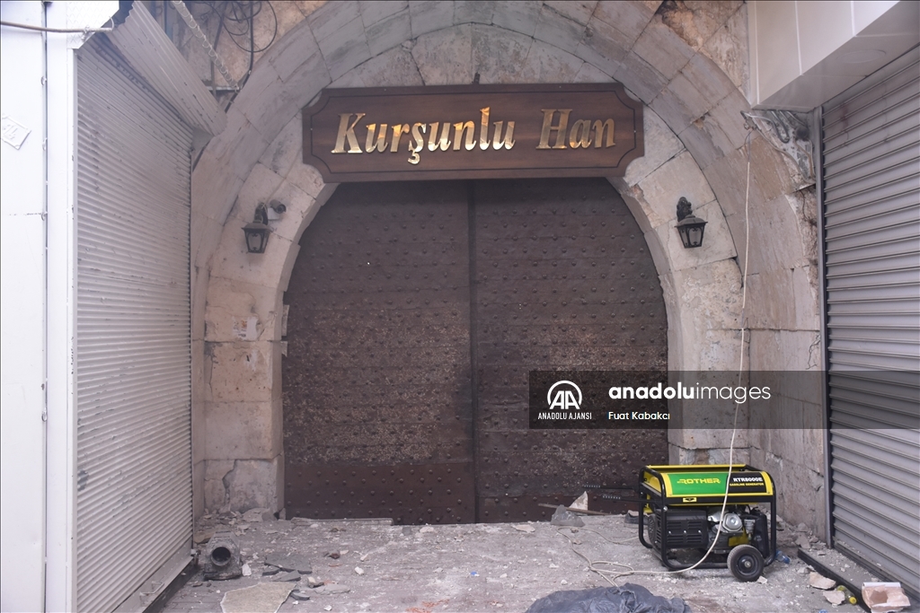 Hatay'ın sembolü tarihi çarşıların esnafı yeni başlangıç için iş yerlerinin onarılmasını istiyor
