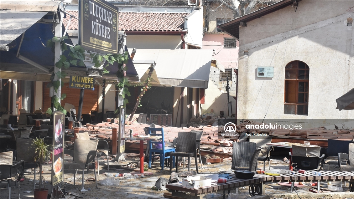 Hatay'ın sembolü tarihi çarşıların esnafı yeni başlangıç için iş yerlerinin onarılmasını istiyor