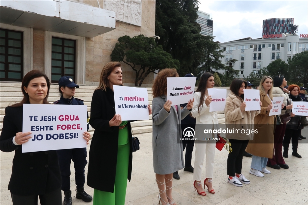 Arnavutluk’ta 8 Mart Dünya Kadınlar Günü dolayısıyla eylem