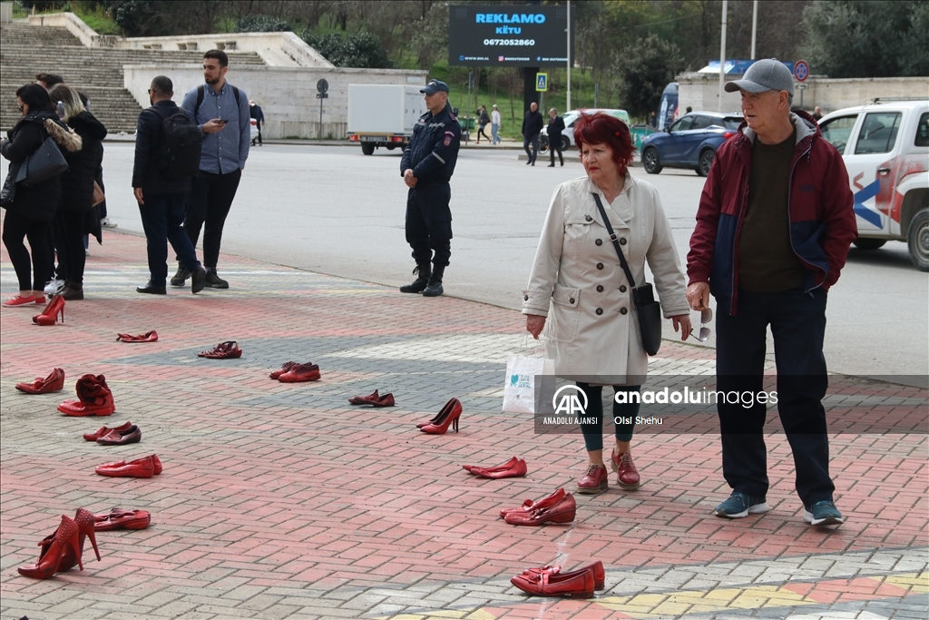 Arnavutluk’ta 8 Mart Dünya Kadınlar Günü dolayısıyla eylem