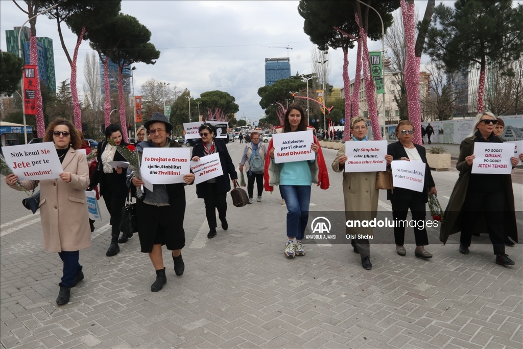 Arnavutluk’ta 8 Mart Dünya Kadınlar Günü dolayısıyla eylem