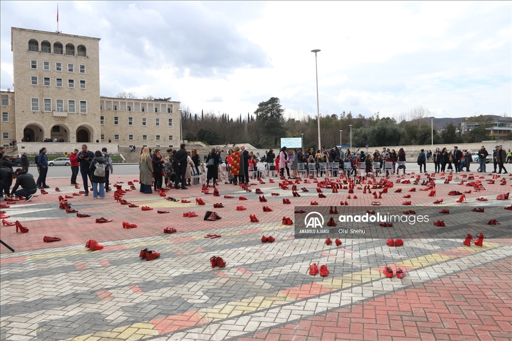 Arnavutluk’ta 8 Mart Dünya Kadınlar Günü dolayısıyla eylem