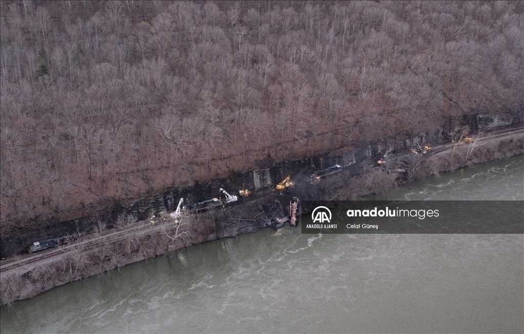 ABD'nin West Virginia eyaletindeki tren kazasında 3 kişi yaralandı