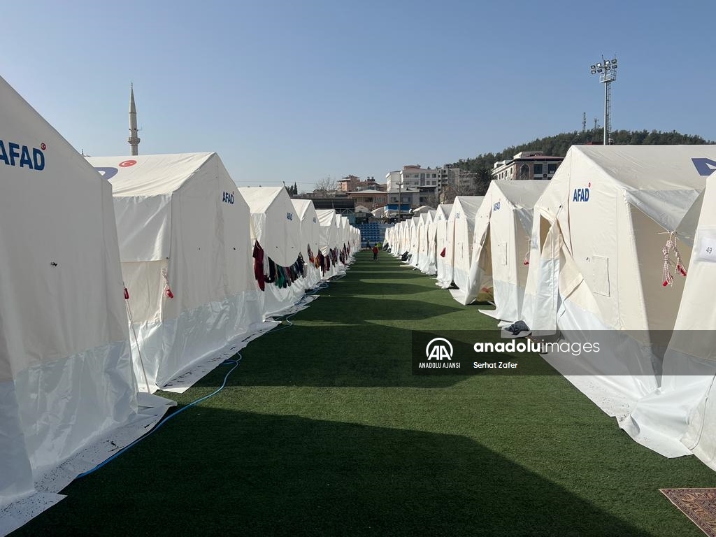 İlk depremin merkez üssü Pazarcık'ta çalışmalar sürüyor