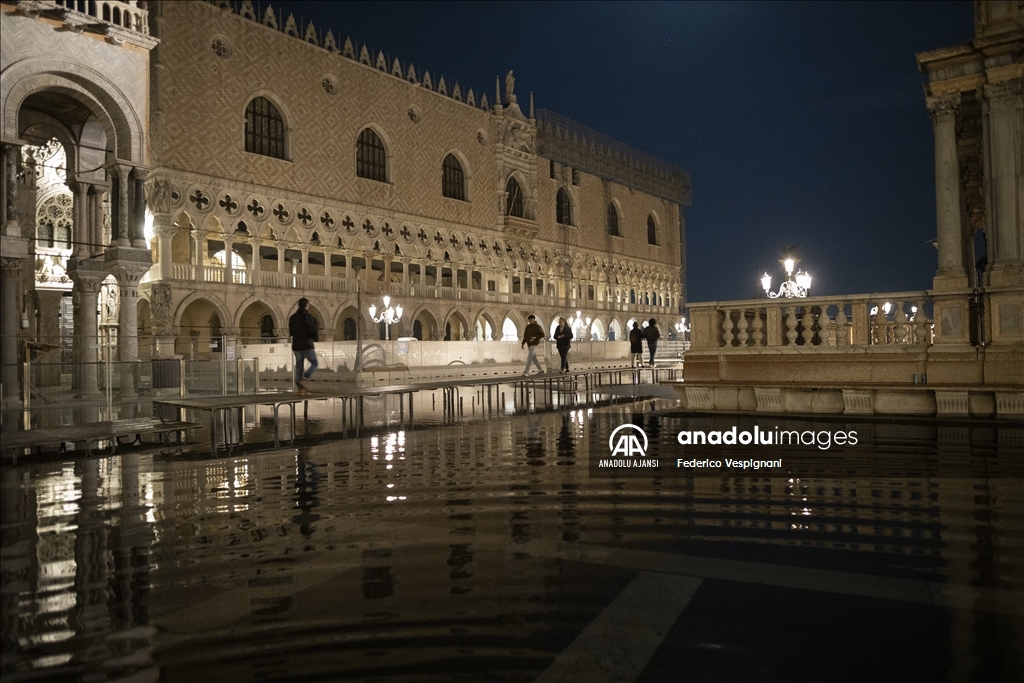 Venedik'te 'Acqua Alta' adı verilen su yükselmeleri