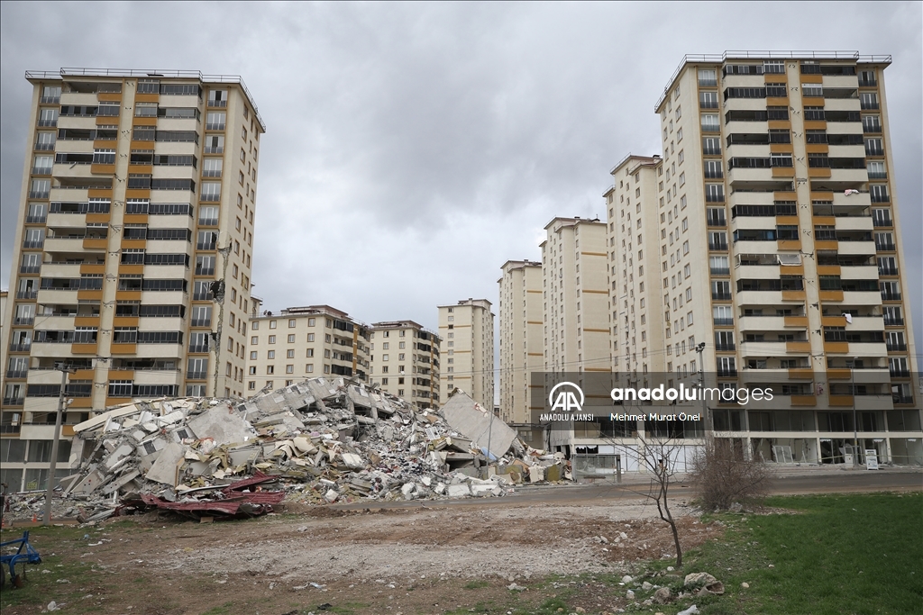 6 Şubat'taki depremlerin merkez üssü Kahramanmaraş'ta yıkılan binalar