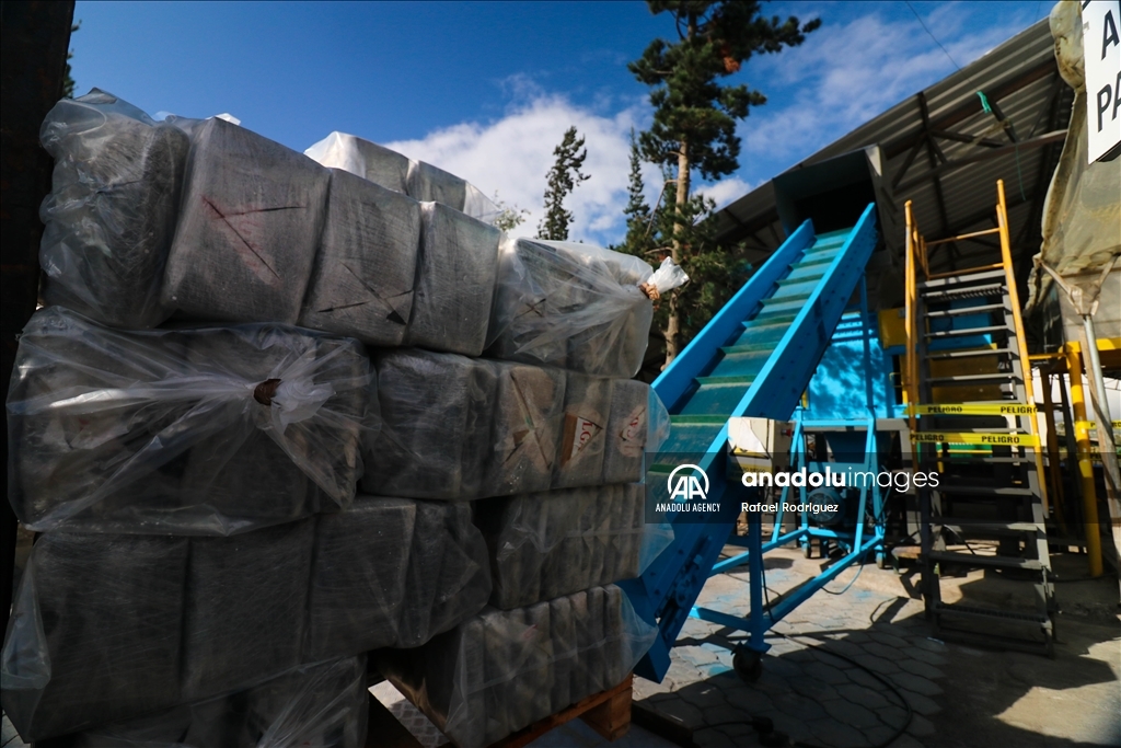 Cocaine is used with encapsulation method in constructions in Ecuador