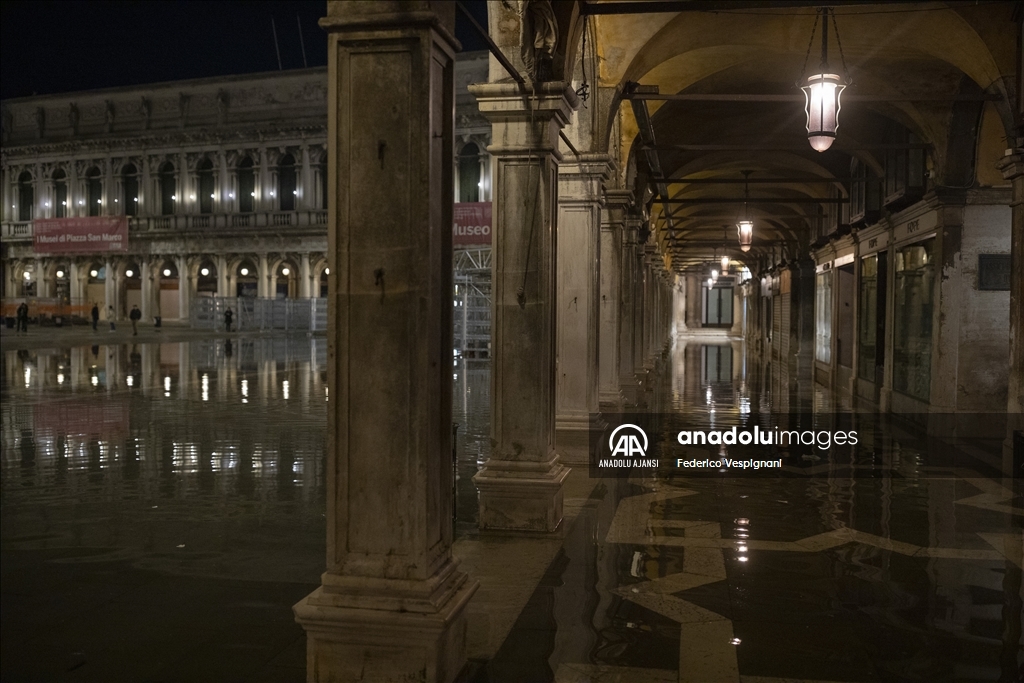 Venedik'te 'Acqua Alta' adı verilen su yükselmeleri