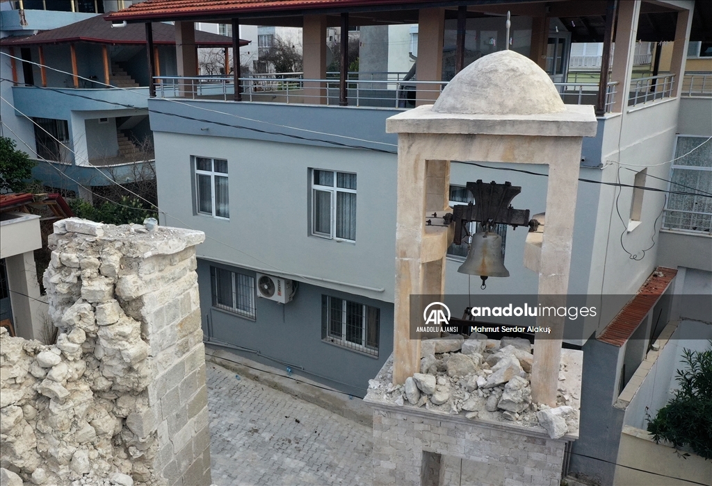 Hatay'daki Maria Ana Rum Ortodoks Kilisesi'nden geriye sadece çan kulesi kaldı