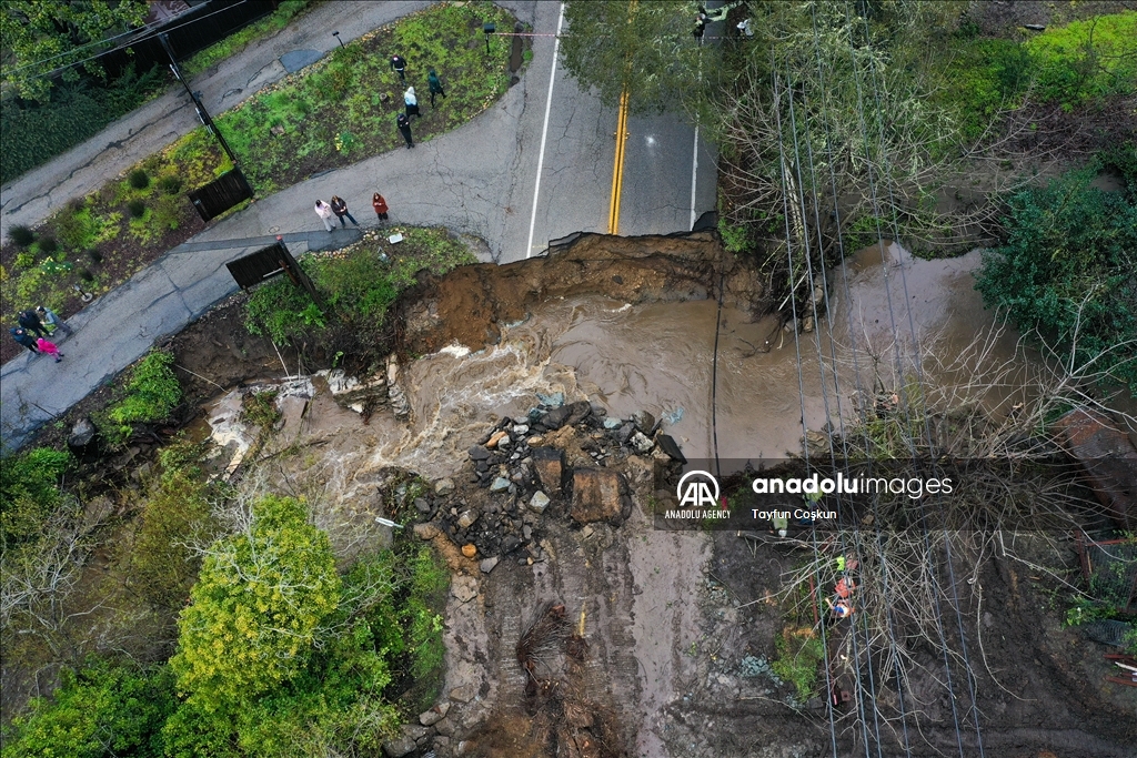 A Road Washed Away In Santa Cruz During Atmospheric River - Anadolu Ajansı