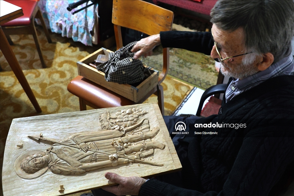 Duborezac iz Niša u devetoj deceniji pretvara daske u umetnička dela