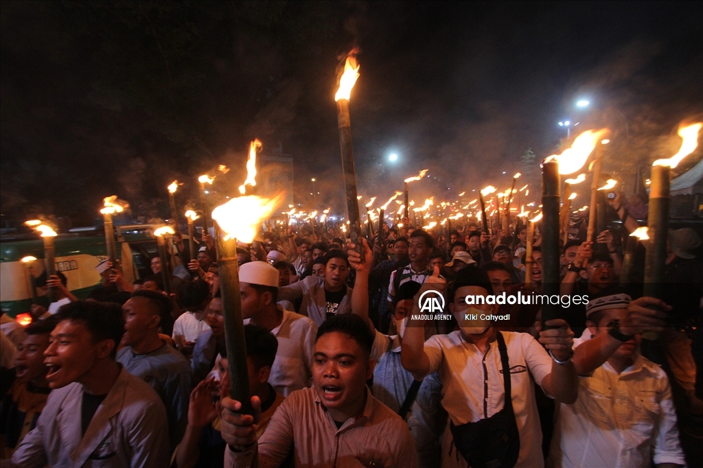 Tradisi pawai obor jelang dimulainya bulan Ramadan