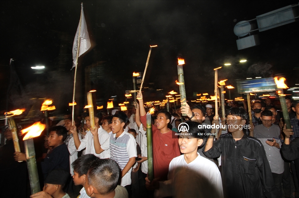 Tradisi pawai obor jelang dimulainya bulan Ramadan