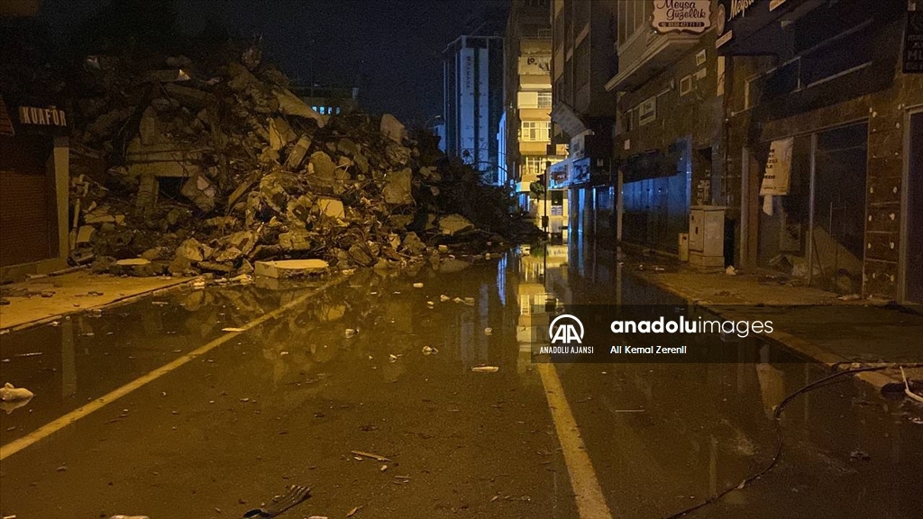 Hatay'ın İskenderun ilçesinde deniz seviyesi yükseldi