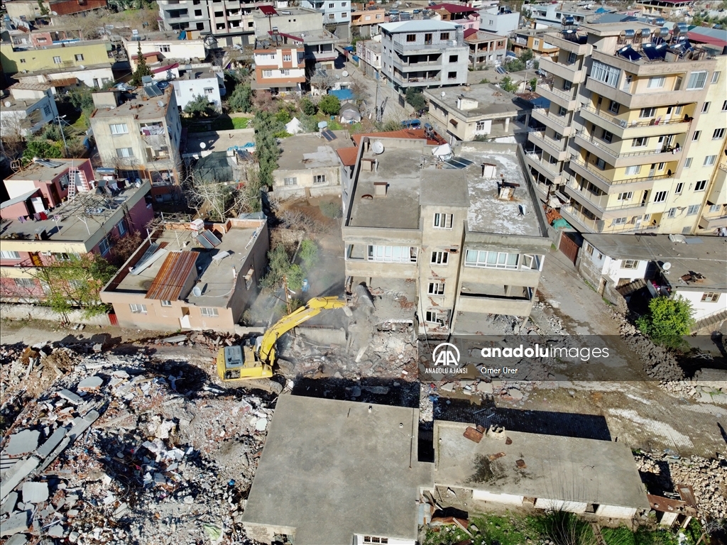 Hatay'ın Hassa ilçesinde 191 binanın enkazı kaldırıldı